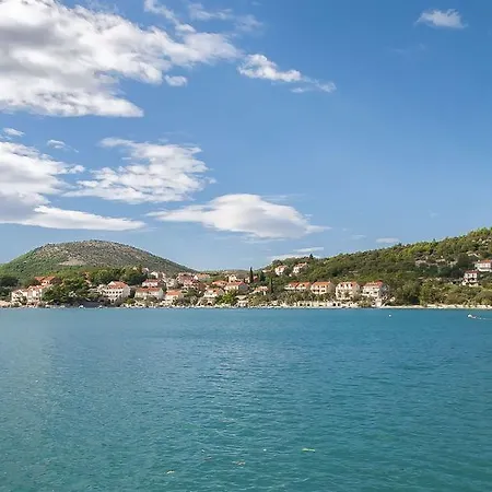 Guest house Vlahovic Slano